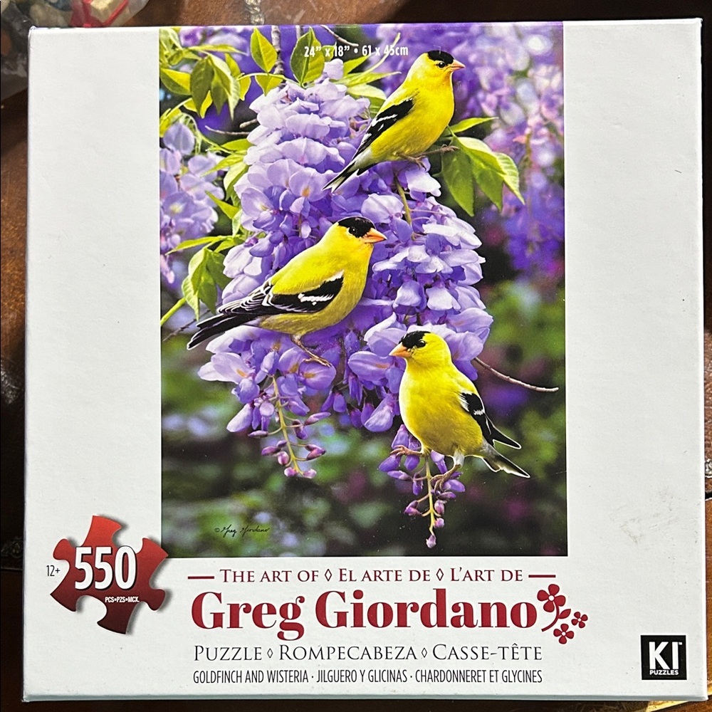 Goldfinch and Winter is puzzle by Greg Giordano 550 pcs